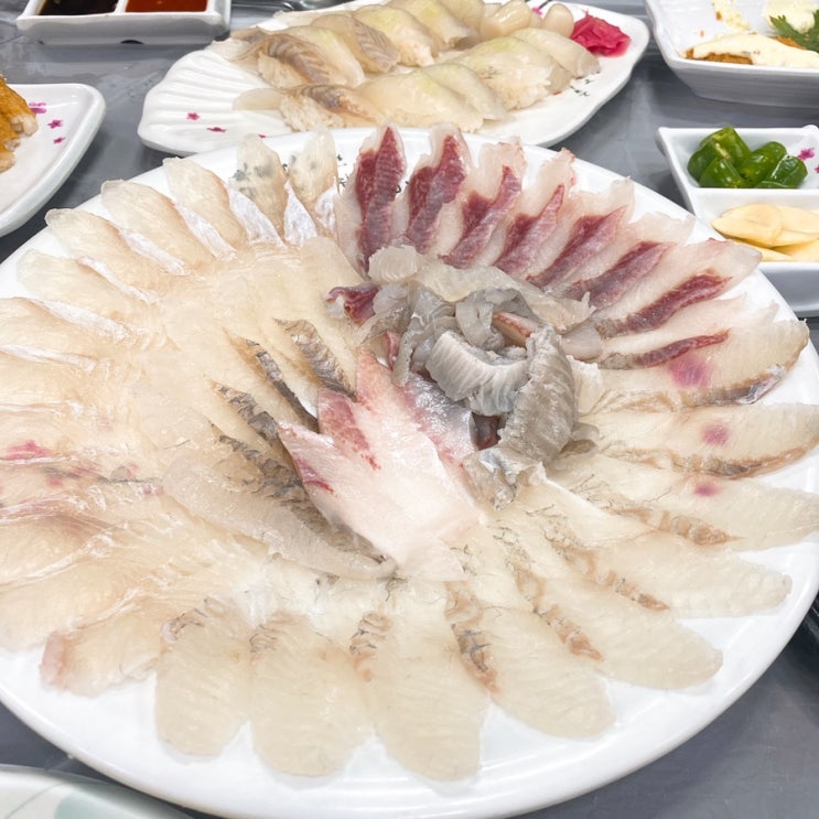  [포항 효자동 맛집] 오륙도 - 모듬회 中, 초밥정식 2