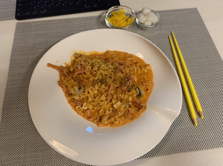  요즘 대세인 로제! 불닭까르보를 더욱 맛있게 먹을 수 있는 레시피c