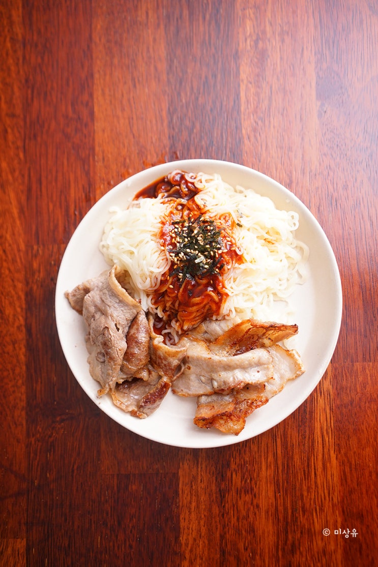  우삼겹과 돈삼겹을 한번에 먹는 고기채널 삼겹반반세트