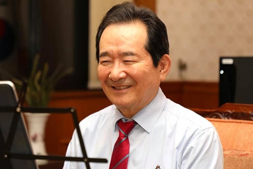 금수저 말고 대선후보 동문…정세균 관련주 폭주 금수저 말고 대선후보 동문…정세균 관련주 폭주