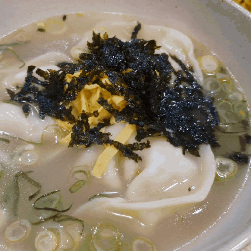  수짱가 / 세알만둣국, 국수, 만두먹고 왔어요.