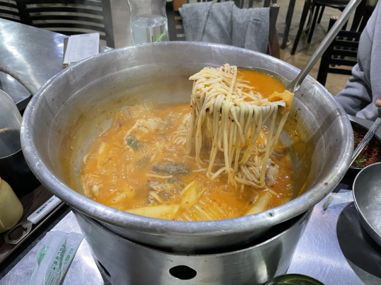 종로/동대문 닭한마리 골목의 찐맛집, 명동 닭한마리 본점