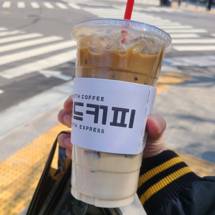  가성비 원탑! 종로5가 카페, 매머드 익스프레스