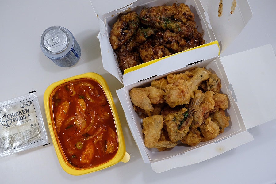 치킨플러스 울산화정점 사진 5