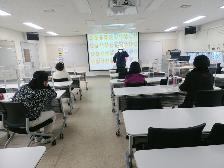  부산 노인복지 사회복지 전문강사  노인학대 노인인권 아동인권 교육