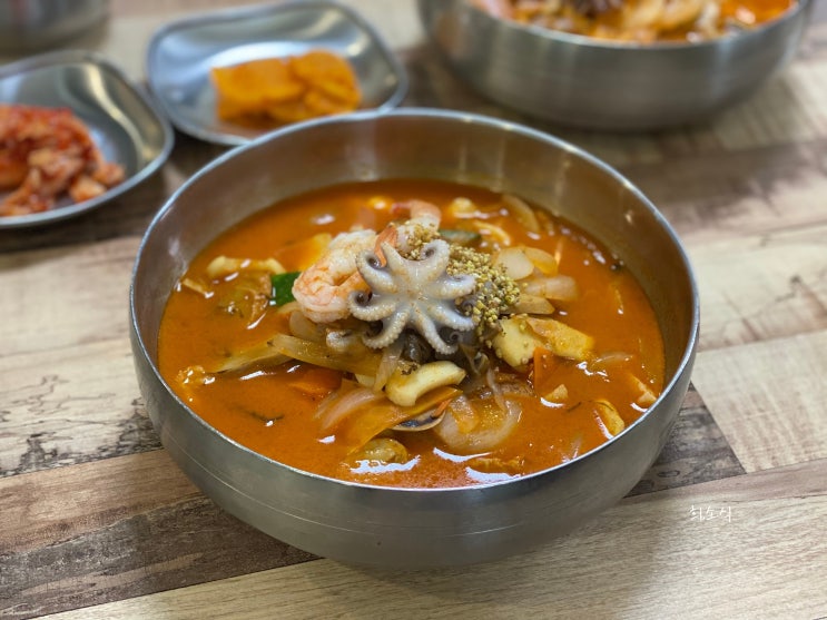  영종도 무의도 맛집 , 매콤하고 고소한 [거해짬뽕순두부]