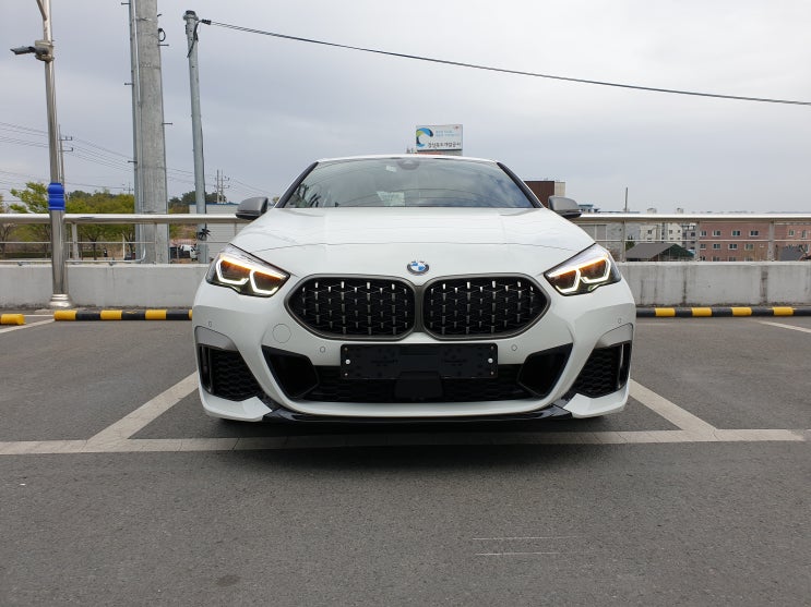  [M 시리즈] BMW M235i 그란 쿠페 출고 후기 (알파인 화이트 / 마그마 레드 시트)