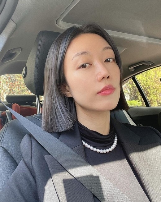 서현진 장례식장 가며 단발머리 자랑 뭇매