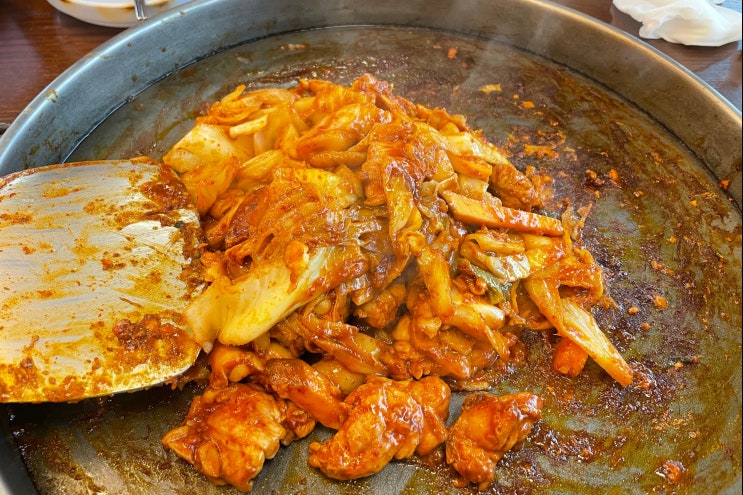  춘천 필수 맛집 - 통나무집 닭갈비 본점 후기