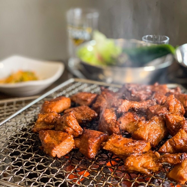 신논현고기집 * 두툼한 찐 갈비 송포갈비 (예약 및 주차 정보)