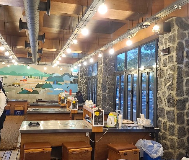  서귀포 동홍동 맛집_ 쫄깃한 흑돼지 청춘괴기