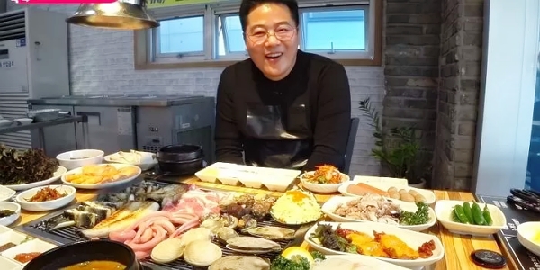  풍천장어+생맥주+고퀄 셀프바' 무한리필 제공하는 장풍대나무숯불구이