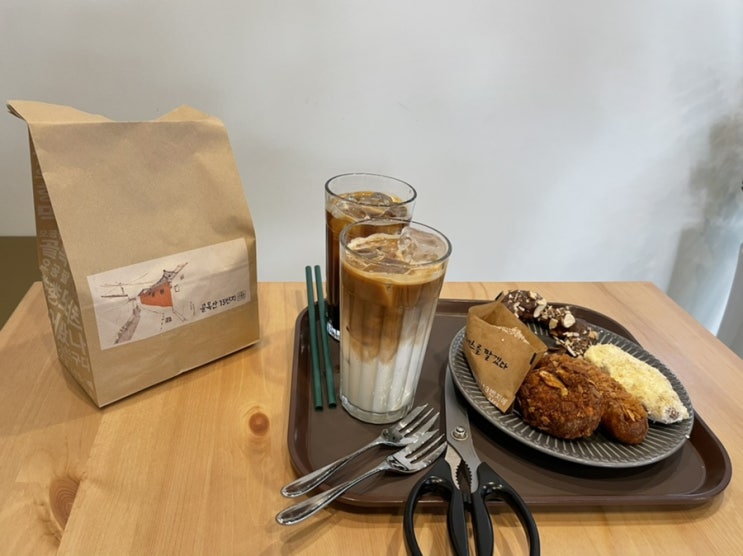  [부산/북구맛집] 감천달빛 도너츠로 유명한 골목안13번지, 화명동 카페