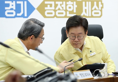 이재명 관련주 급등 이유가 문재인 대통령이라고? 이재명 관련주 급등 이유가 문재인 대통령이라고?