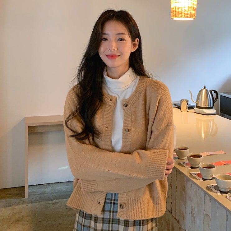 가성비 뛰어난 반에이크 여성용 브랜스 라운드 가디건 ··· 가성비 뛰어난 반에이크 여성용 브랜스 라운드 가디건 ···