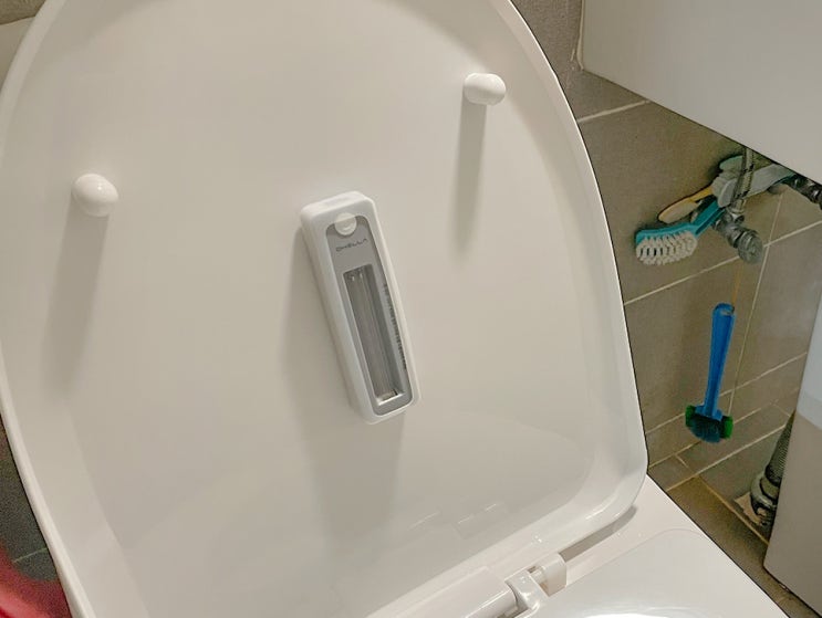  자외선 변기살균기로 깨끗한 화장실 만들기