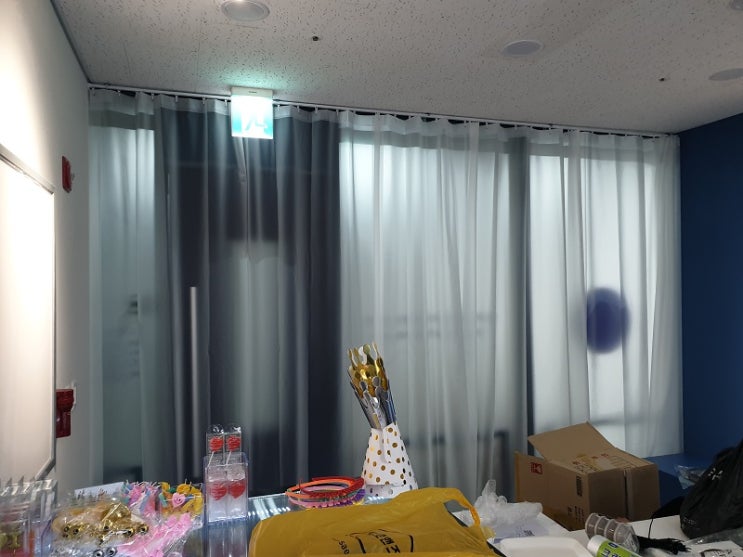  상가 매장 우레탄커튼 블라인드 제작설치