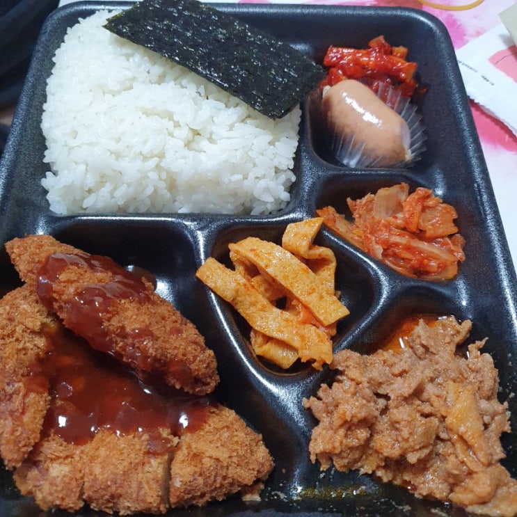  한솥도시락 국화 / 푸짐해요.