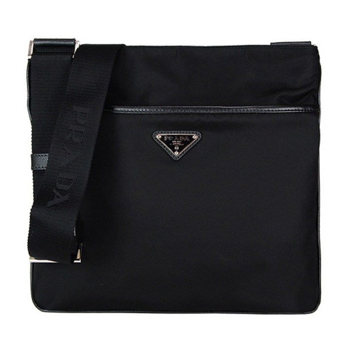 후기가 좋은 PRADA 삼각로고 크로스백 2VH053 064 F0002 좋아요 후기가 좋은 PRADA 삼각로고 크로스백 2VH053 064 F0002 좋아요