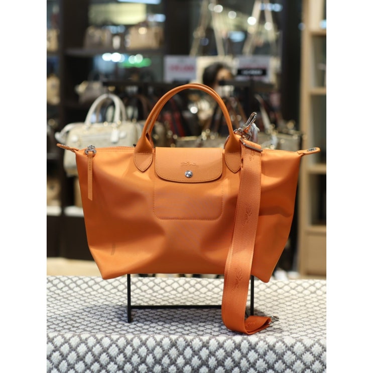 가성비 좋은 롱샴 르 플리아쥬 네오 탑 숄더백 3COLOR L1515598 ··· 가성비 좋은 롱샴 르 플리아쥬 네오 탑 숄더백 3COLOR L1515598 ···