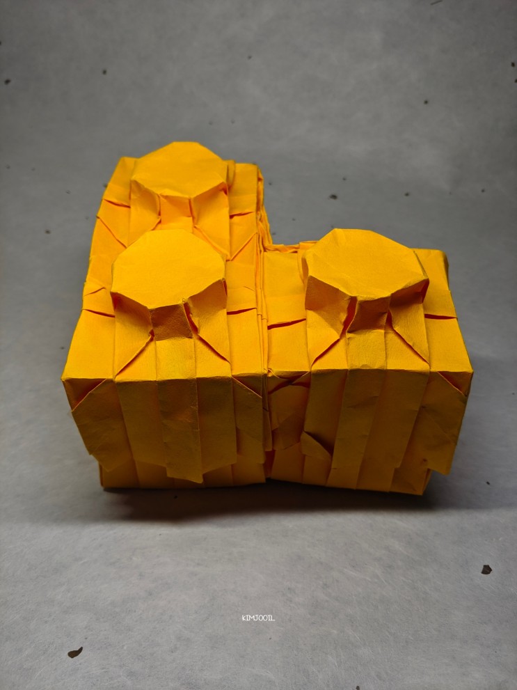 Origami  2 x 2 CORNER BRICK