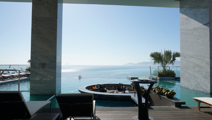  나트랑 보톤블루 호텔 Boton Blue Hotel & SPA 인피니티 풀