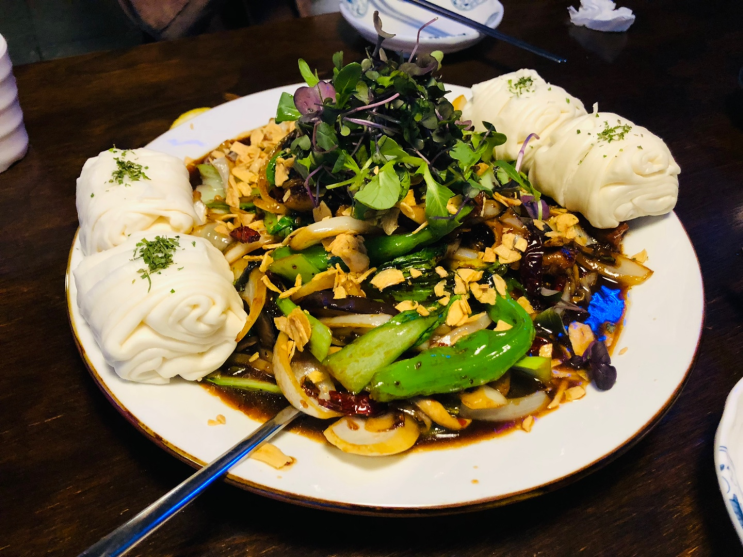  천안 불당동 귀인 : 맛있게 먹고 산책까지 했어요!