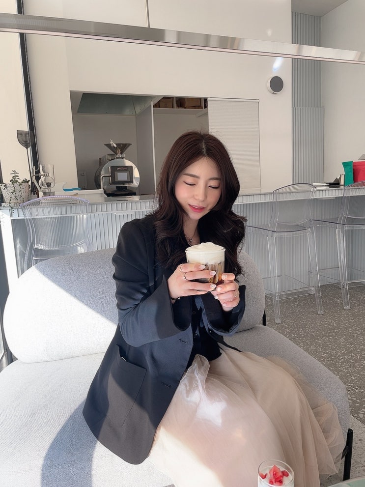  동탄카페 커피 맛집 채광 좋은 아이킨예
