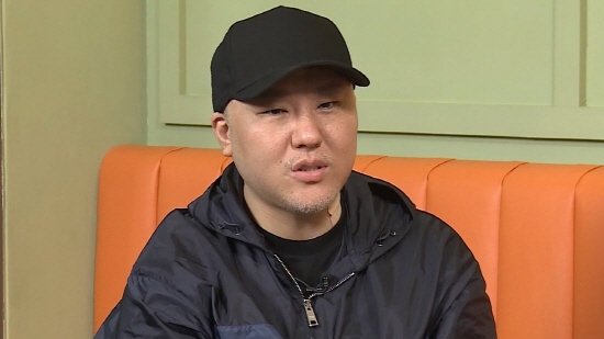 '나 혼자 산다' 용감한 형제, 브레이브걸스 컴백 소식을 깜짝 예고! '나 혼자 산다' 용감한 형제, 브레이브걸스 컴백 소식을 깜짝 예고!