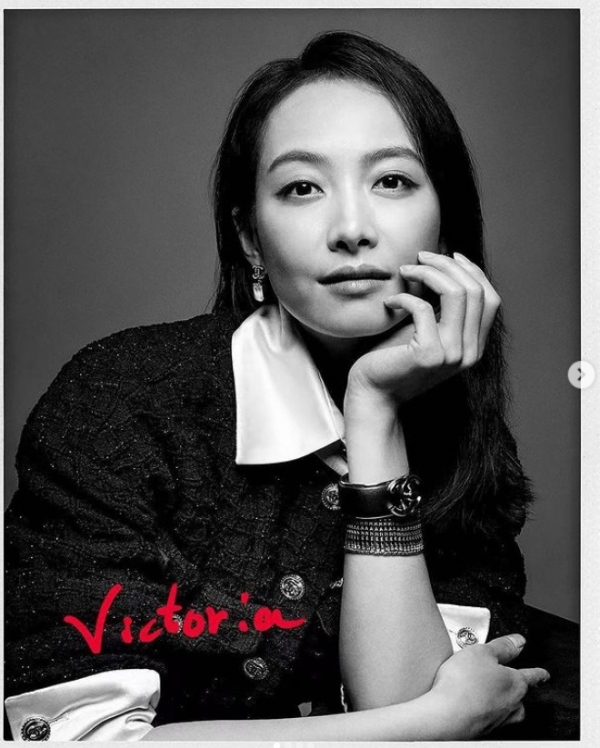 빅토리아, 사실상 SM엔터테인먼트와 인연을 끊다! 중국으로 떠나버리다! 빅토리아, 사실상 SM엔터테인먼트와 인연을 끊다! 중국으로 떠나버리다!
