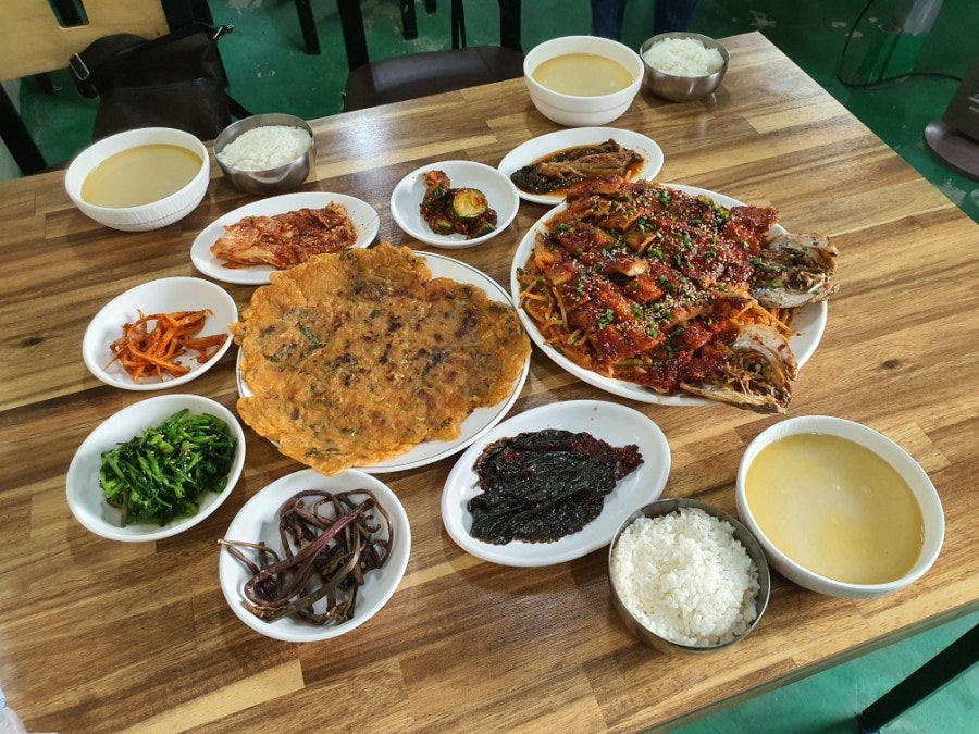 초막골토종닭과진부령황태 기장점 사진 1