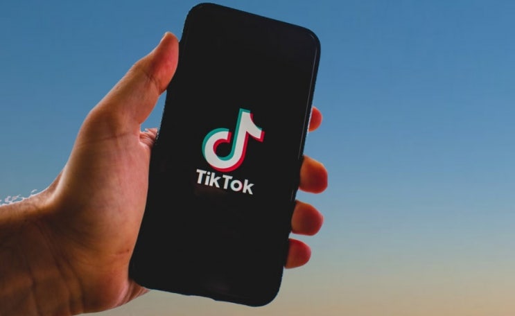 악성댓글을 막기 위해 틱톡(TikTok)에서 새롭게 발표한 두 가지 기능