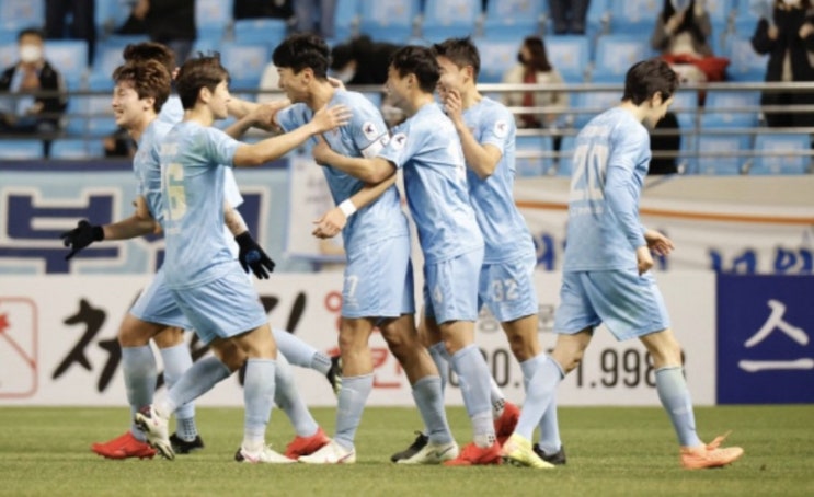 K리그 프로축구 10일경기 강원FC vs 대구FC 성남FC vs 광주FC K리그 프로축구 10일경기 강원FC vs 대구FC 성남FC vs 광주FC