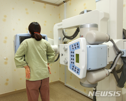 암보험 분쟁 이유 살펴봤더니, 보험금 찔끔 주거나 지급 거절 ‘다반사’ 암보험 분쟁 이유 살펴봤더니, 보험금 찔끔 주거나 지급 거절 ‘다반사’