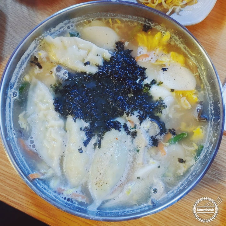 대학동 밥집, 한식 패스트푸드 사계절청보리밥