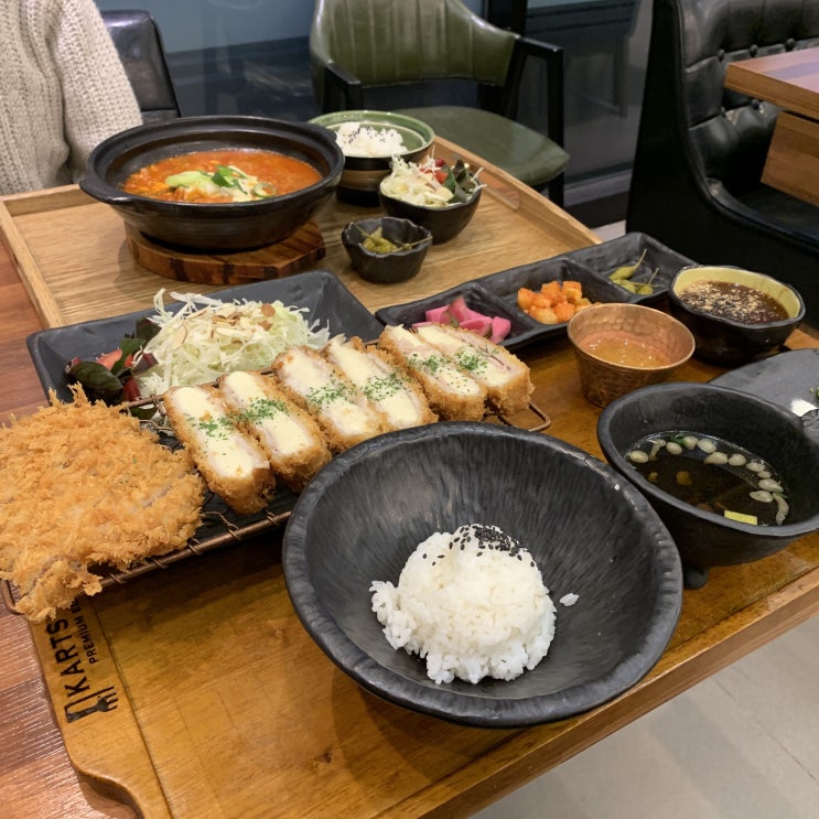 명지 카츠탄탄 : 구성 좋은 돈까스 한끼, 메뉴 추천 명지 카츠탄탄 : 구성 좋은 돈까스 한끼, 메뉴 추천