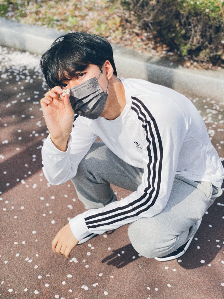  210326: 봄나들이 (내가 정한 벚꽃 명소: 창원 대로)