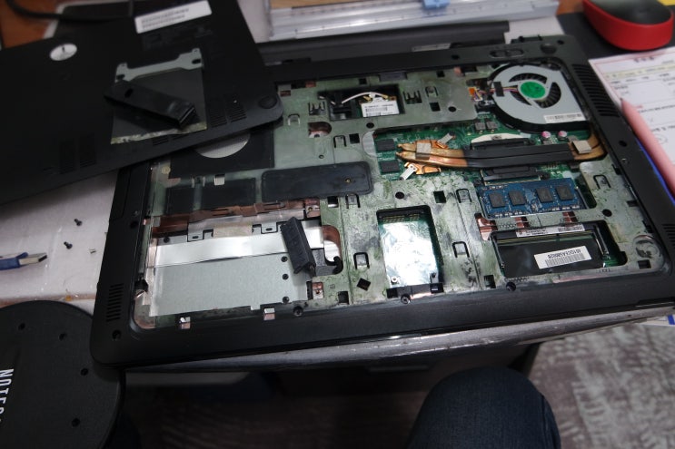  LG 15ND530 분해 및 내부 청소