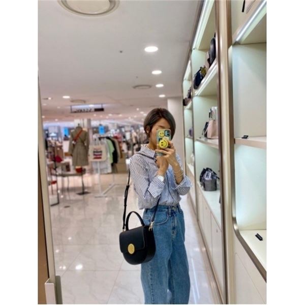 후기가 정말 좋은 오야니 로티 새들 토트 블랙 O0FBTT84 009 ··· 후기가 정말 좋은 오야니 로티 새들 토트 블랙 O0FBTT84 009 ···