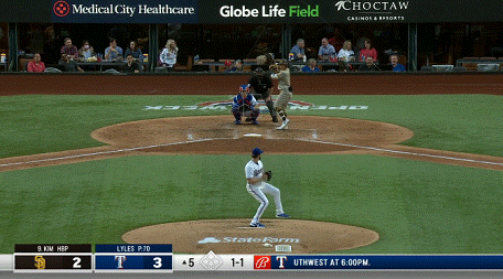 SD 김하성, MLB 데뷔 첫 홈런을 터트리다!! 팀 역전승 견인!