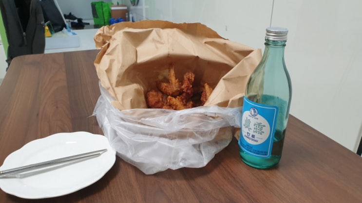  어제의 야식 - 가마치통닭 1봉 (6,500원)