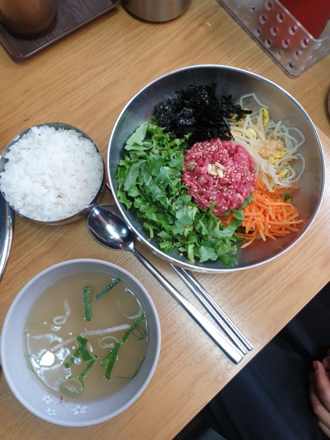 홍천 맛집 뚜레한우 _ 정육식당, 육회비빔밥, 한우갈비탕, 불초밥
