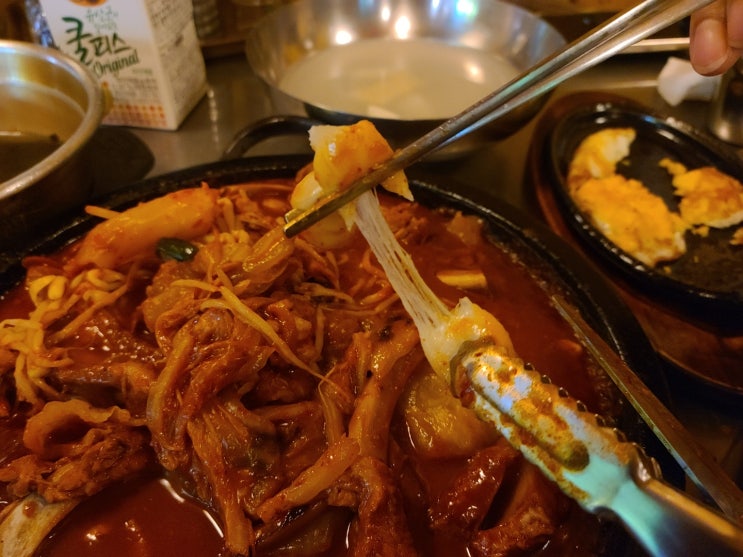  묵은지 매운등갈비 - 대전 등뼈김치찜