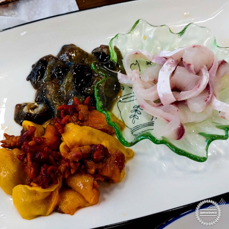 통영 2만원 번시통영다찌 / 양념반후라이드반 맥시칸치킨 통영 2만원 번시통영다찌 / 양념반후라이드반 맥시칸치킨