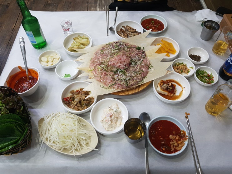  [경남 산청 맛집] 또랑메기국에서 향어회 먹었어요.