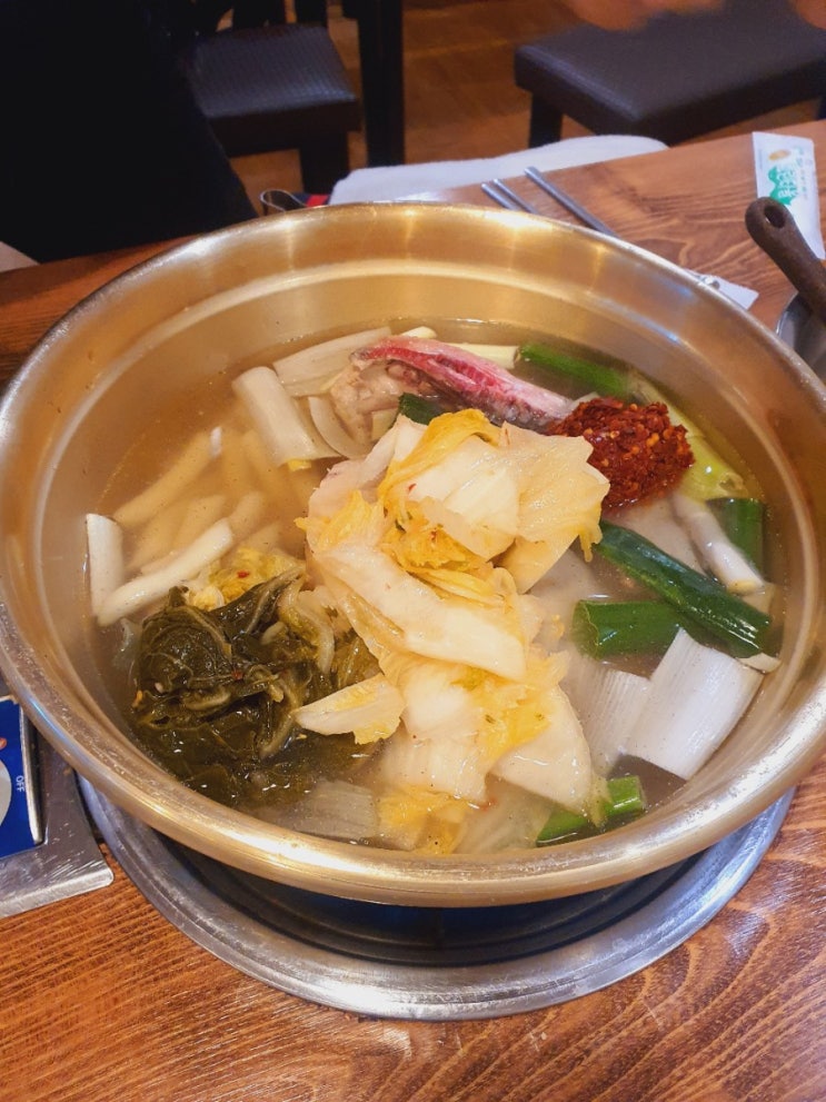  소주가 생각나는 일산동 동대문 진할매 닭한마리