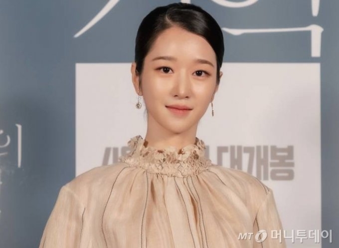  서예지 내일의 기억 기자시사회 불참 김강우