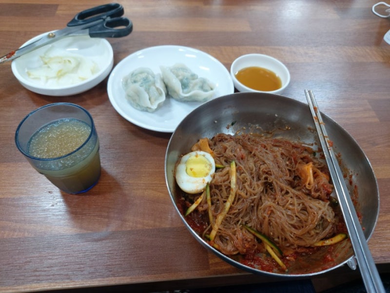 [상계맛집] 엄지냉면 :비빔냉면+수제왕만두+육수한컵 엄지척!
