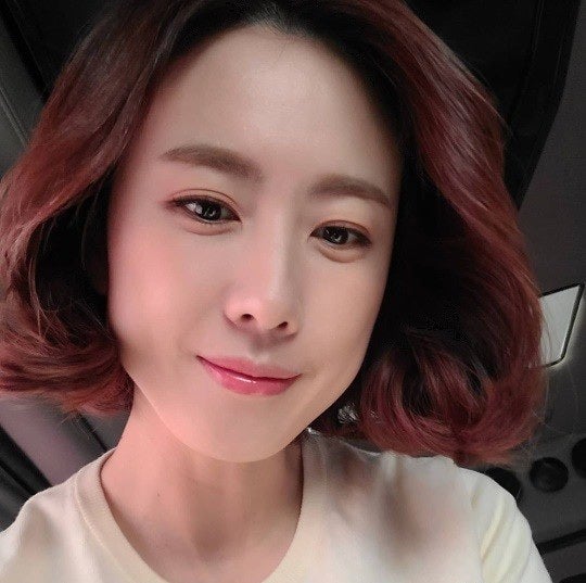 홍은희, 코로나19 확진자 접촉...(+유준상 리즈 아시아나 와이프 몸)