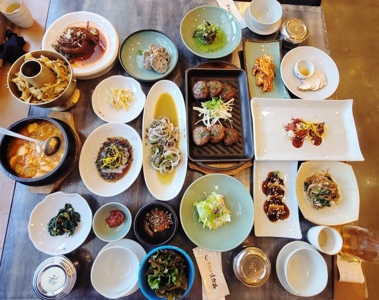  떡갈비 맛집! 광주 벽진동 퓨전 한정식 [행복한 임금님]